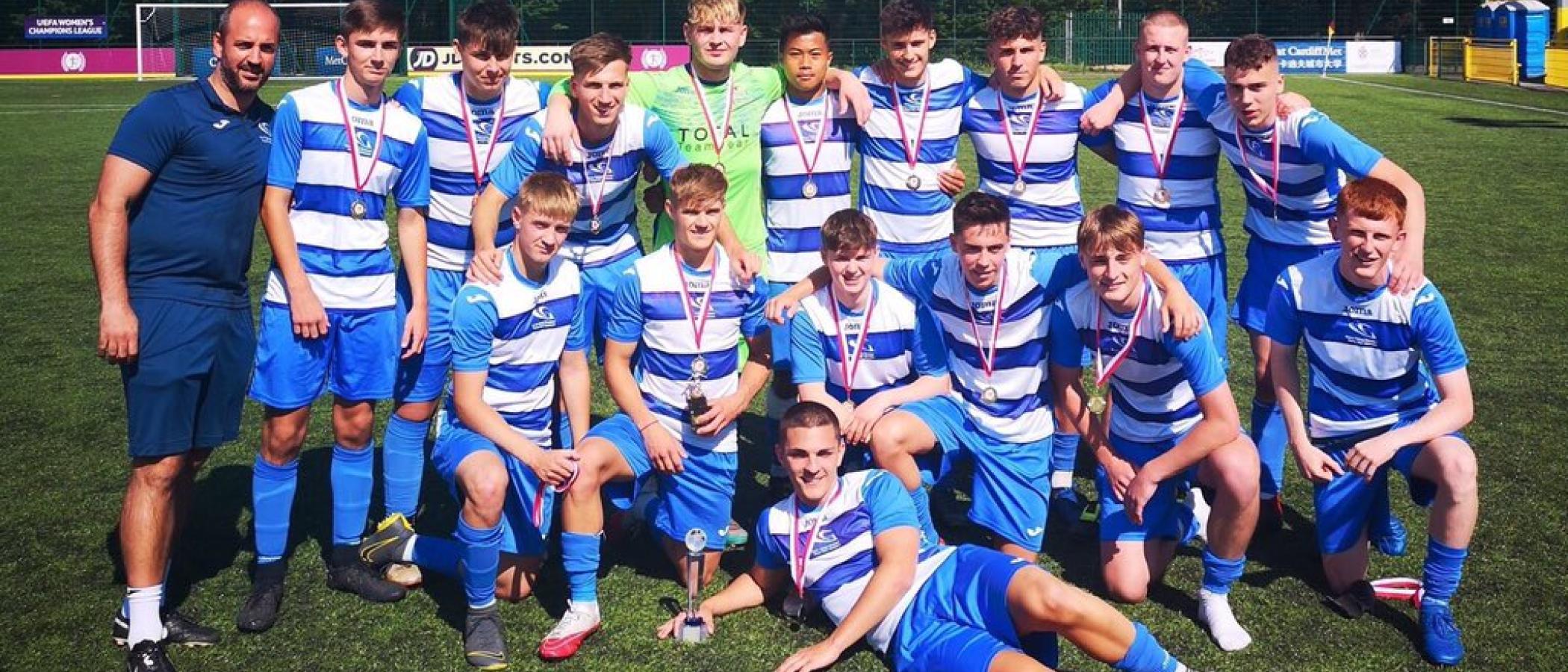 College football team retains Cup