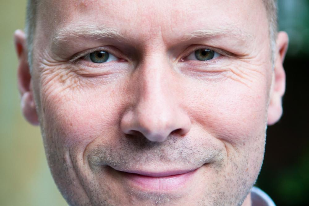 A picture of keynote speaker Michael Pawlyn, an expert on biomimicry and innovation.