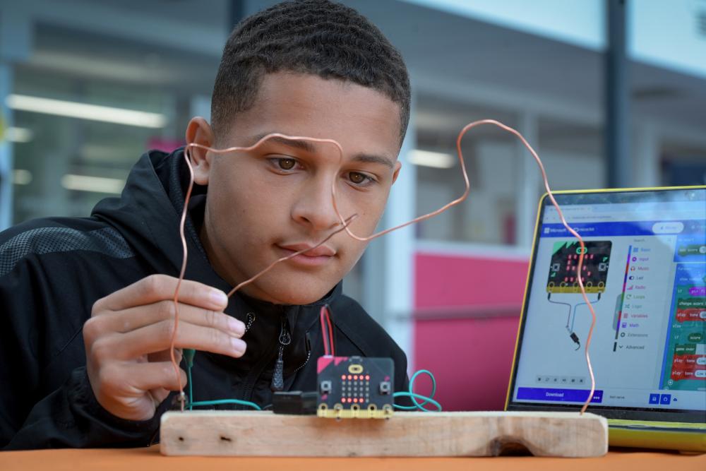 Pupil at the Technocamps stall