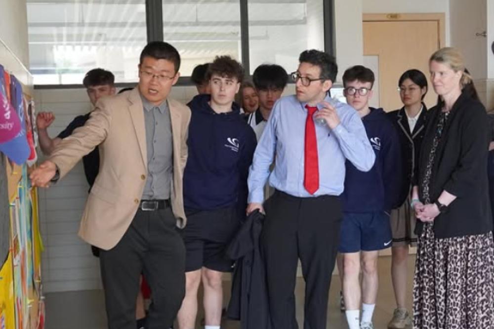 GCS students tour school in China 