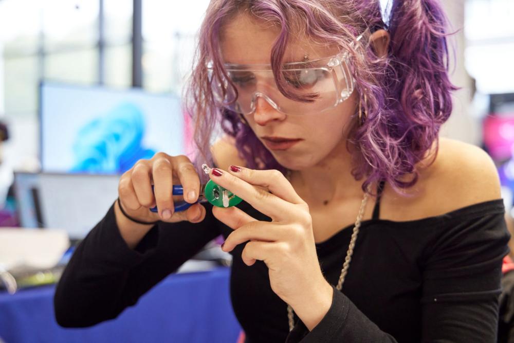 College welcomes Team Wales’ torch to Tycoch Campus