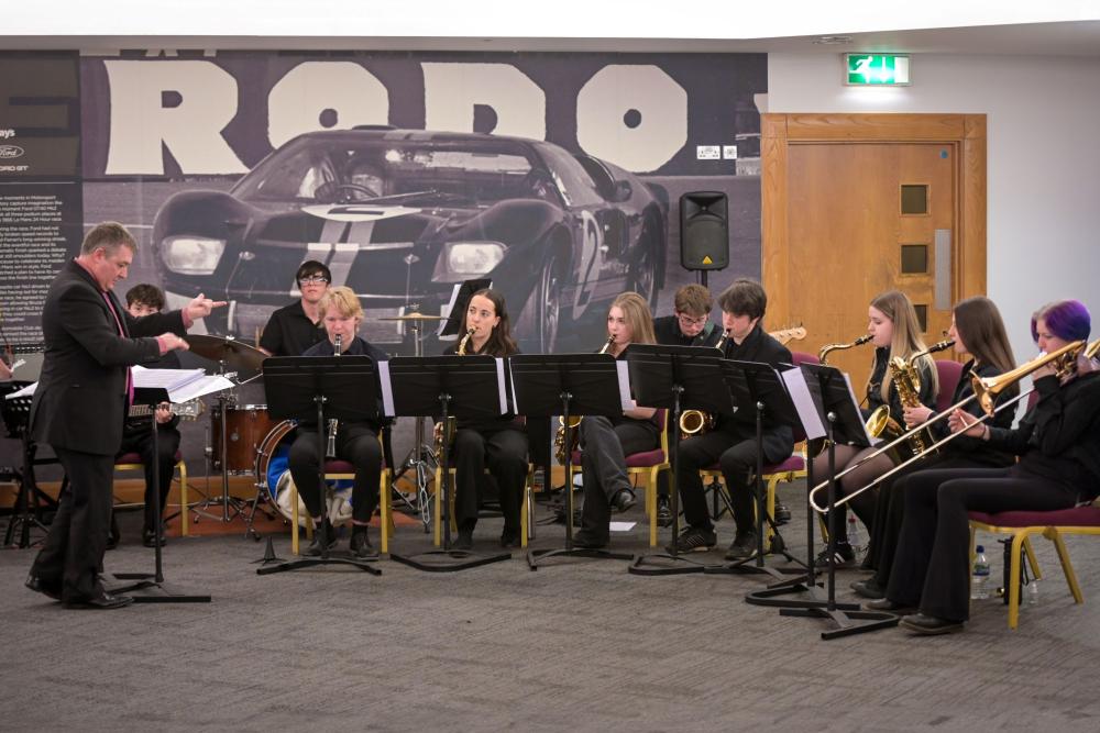 College celebrates top apprentices and employers