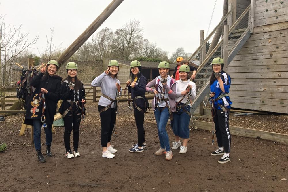 International students head off to Heatherton 