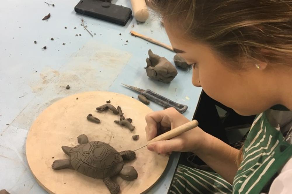 Students enjoy ceramics workshop 