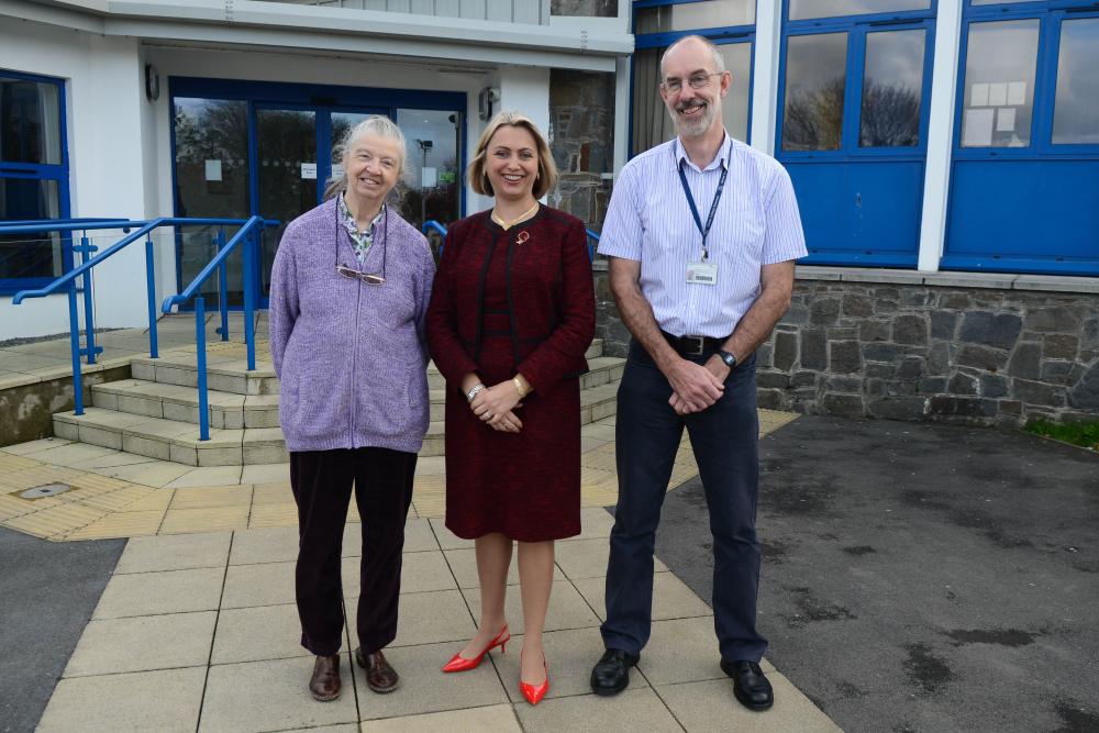 Top GP comes home to inspire a whole new generation of doctors