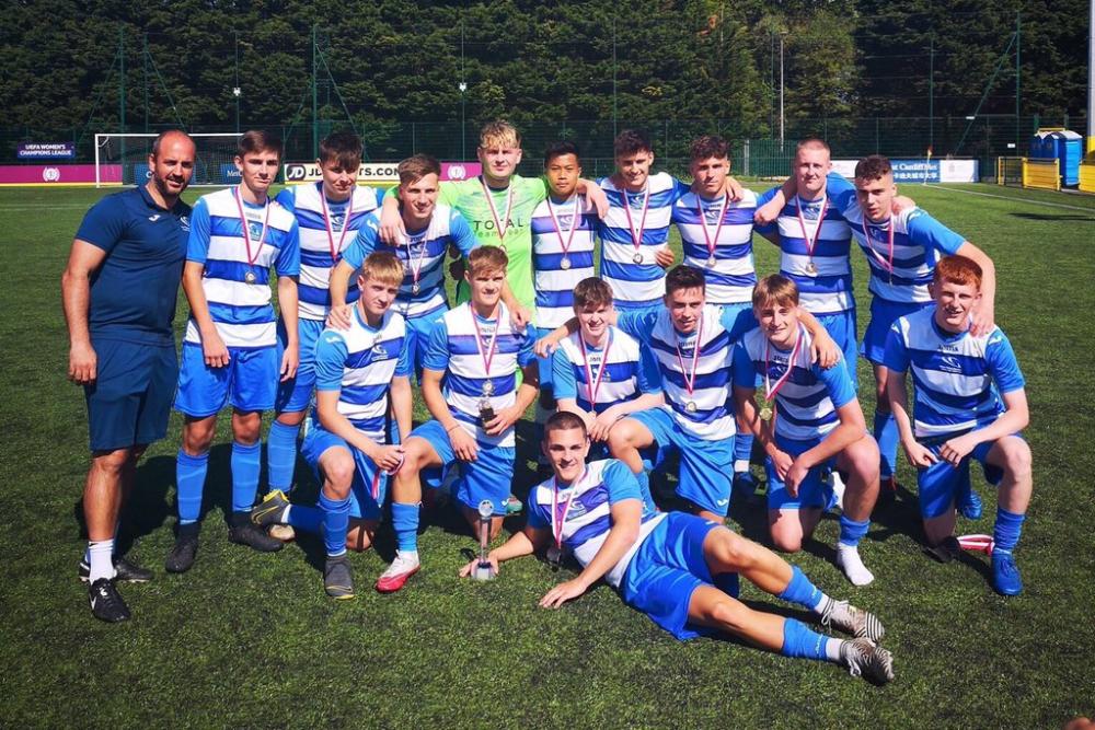 College football team retains Cup